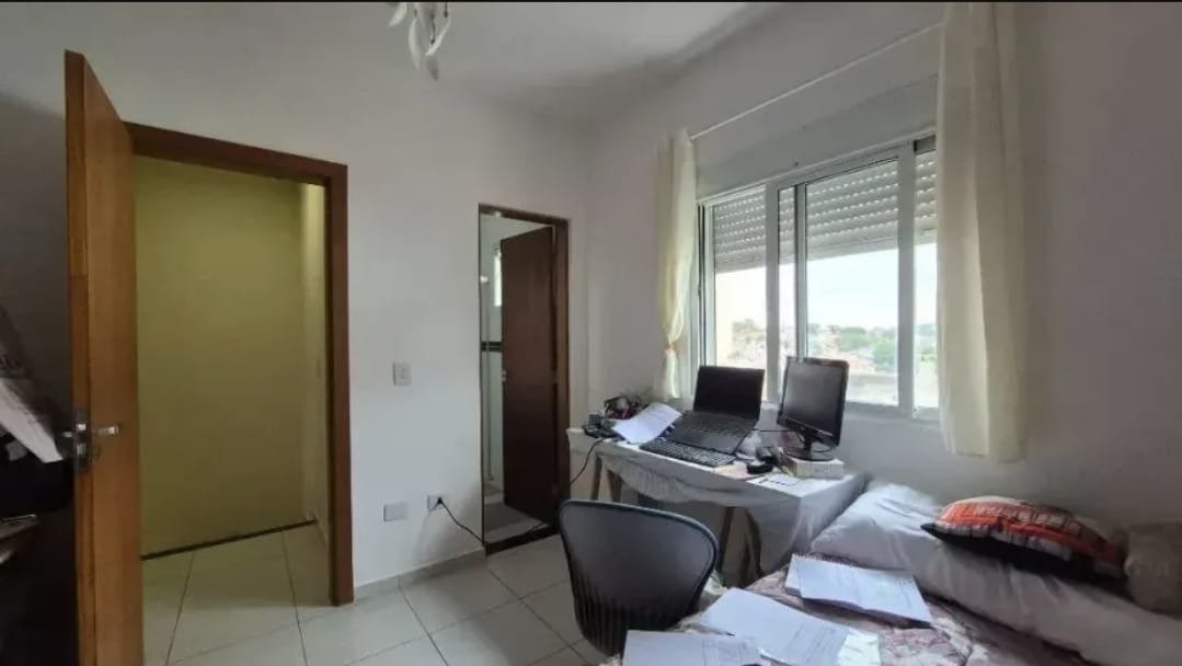 Casa à venda com 2 suítes em Jardim Monte Alegre, São Paulo, SP