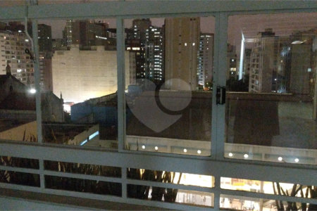 Apartamento à venda no bairro Bela Vista.