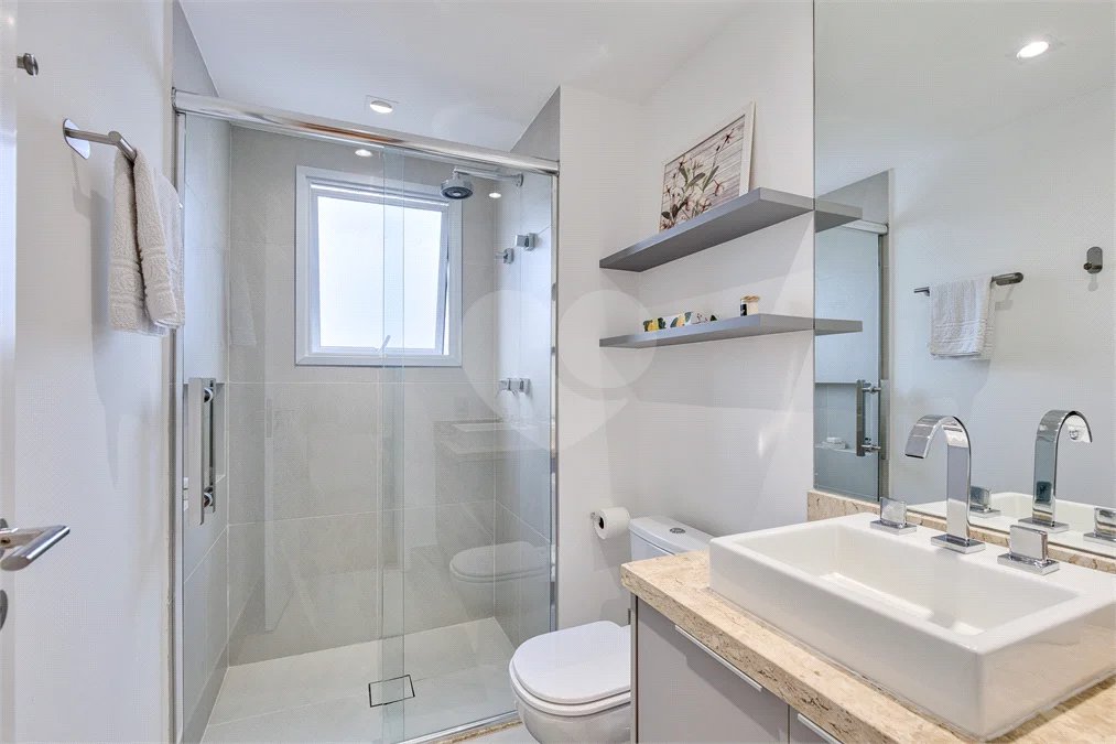 Apartamento à venda com 2 suítes em Santo Amaro, São Paulo, SP