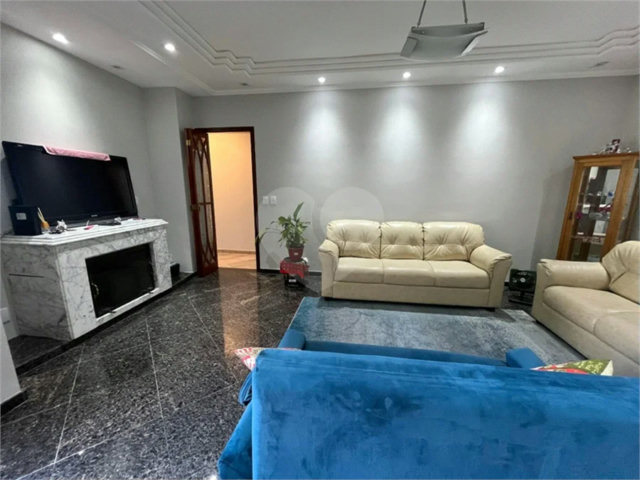 Apartamento à venda ou para alugar com 3 quartos, sendo 1 suíte,  em Vila Amalia, São Paulo, SP