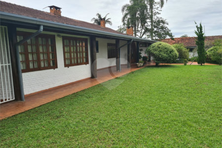 Excelente Chácara à Venda em Itapecerica da Serra/SP