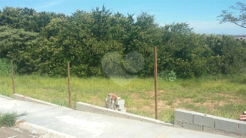 Terreno com 548,00 m² de área total.