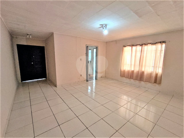 Casa Térrea à venda com 2 quartos em Sitio Pinheirinho, São Paulo, SP