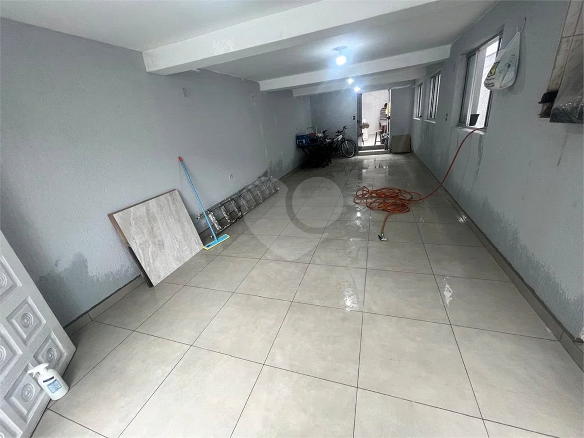 **SOBRADO À VENDA | 3 DORMITÓRIOS | 3 VAGAS | 147m² | PONTE GRANDE – GUARULHOS**