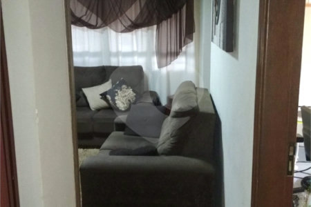 Casa térrea para venda ou locação no Jardim São Carlos V