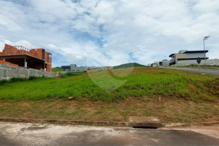 Terreno 300m² a venda - Portal Lamis | Atibaia
