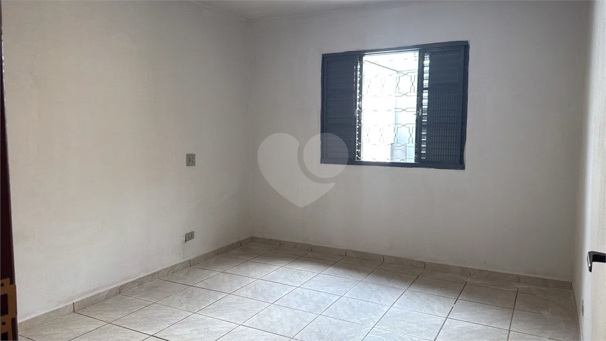 Casa a venda, composta por 2 casas separadas no Jaraguá em Piracicaba - SP.