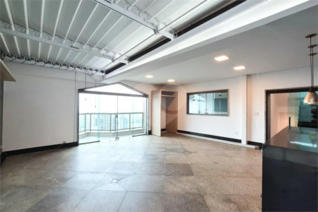 Cobertura sofisticada no Jardim do Mar, em São Bernardo do Campo, com 4 dormitórios, closet, hidromassagem, varanda, 5 vagas de garagem e lazer completo. Ideal para quem busca conforto e exclusividade.