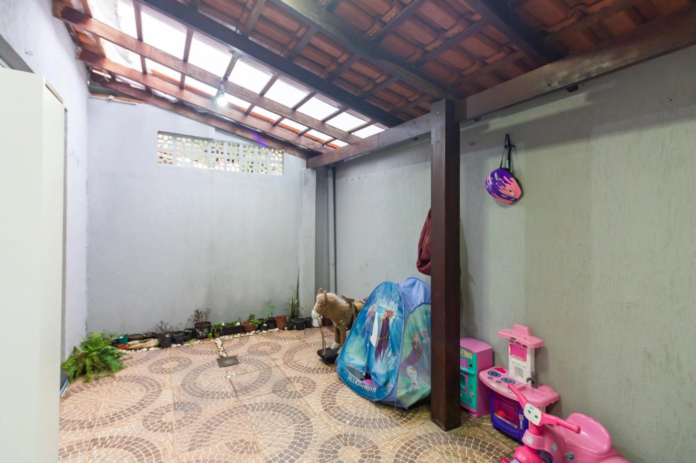Sobrado à venda com 2 quartos no condomínio Condomínio Villas da Granja, Cotia - SP