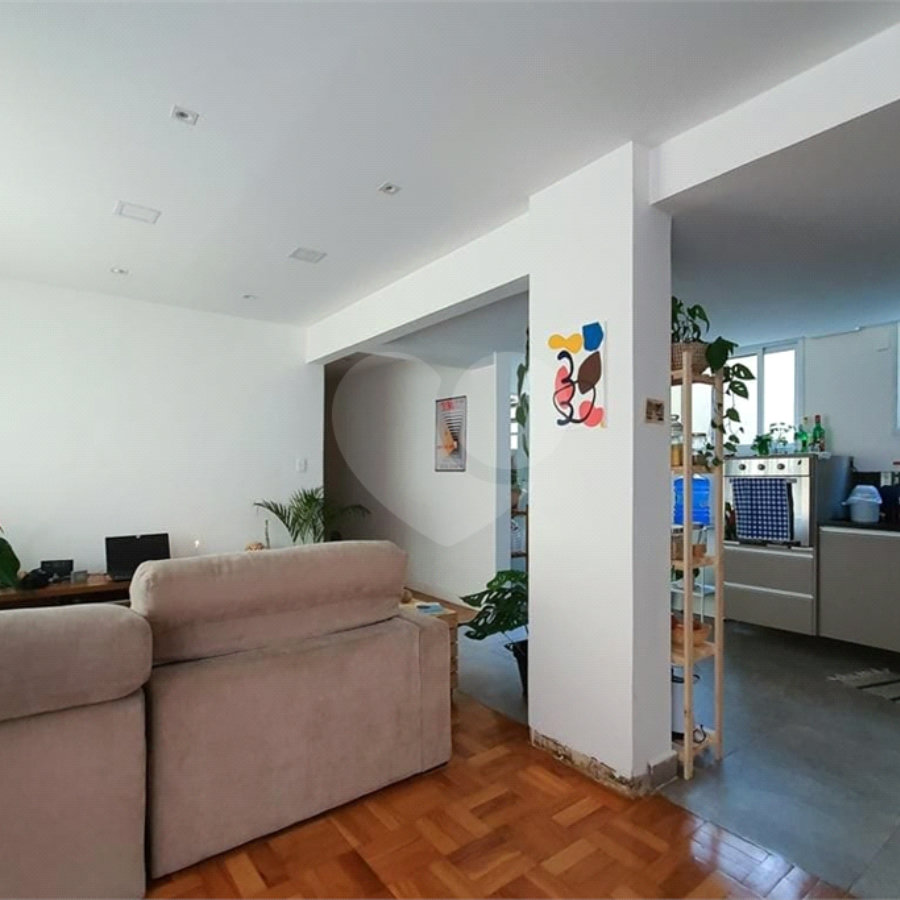 Ótimo apartamento com 3 dormitórios para venda na Vila Mariana!!