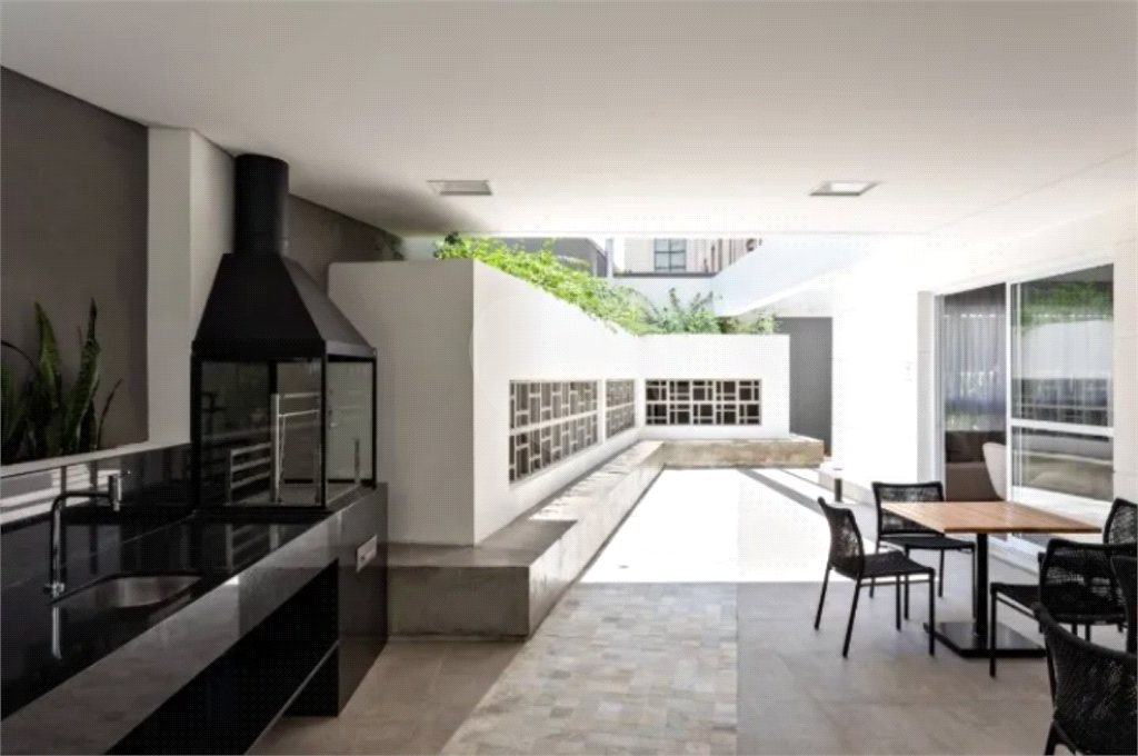 Apartamento á venda com 22m² - Centro.