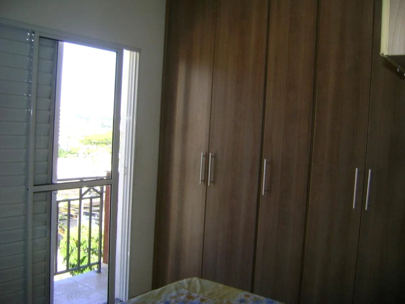 Casa à venda com 3 quartos, sendo 1 suíte,  no condomínio Res Green Ville, São Paulo - SP