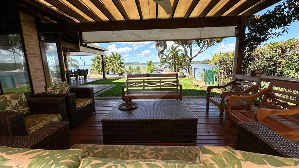 Casa para venda no Condomínio Vivenda do Broa.