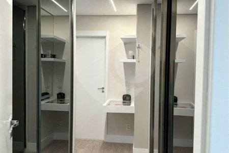 Apartamento de alto padrão com 108 m², 3 dormitórios, 1 suíte, varanda gourmet, planejados, lazer completo e próximo ao Metrô Alto do Ipiranga.