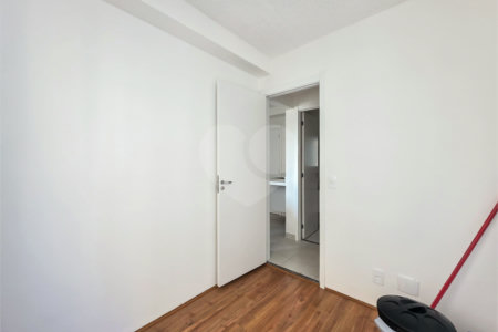 Apartamento - Cambuci - 2 Quartos / Dormitórios - Venda / Compra