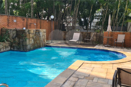 Apartamento à venda no Campo Belo com 110m², 03 dormitórios sendo 01 suite, 2 vagas - São Paulo/S