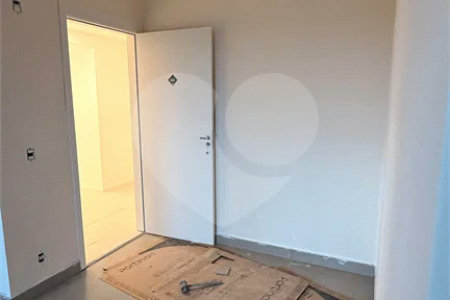 Apartamento à venda no Ipiranga – Avenida Cursino, 27 45 m² | 1 ou 2 dormitórios (conforme planta) | Lazer completo Apartamento moderno, bem distribuído e com excelente aproveitamento dos 45 m². Living para dois ambientes, cozinha integrada, dormitório(s) confortável(is) e um banheiro social. Plant