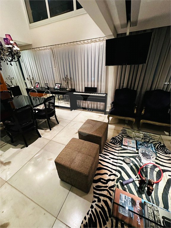 Apto duplex 120 m² a venda e locação no Paraiso com 2 suítes , 2 banheiros , lavabo e 2 vagas