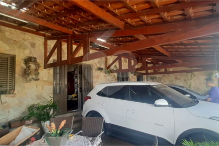 Casa térrea na Vila Prado .