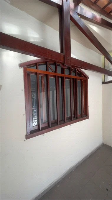 Sobrado à venda com 4 quartos, sendo 1 suíte, em Jardim Ester Yolanda, São Paulo, SP