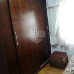 Apartamento no Condomínio Residencial Ipê I .