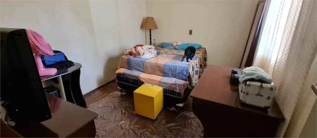 Casa térrea para venda em Descalvado/SP.