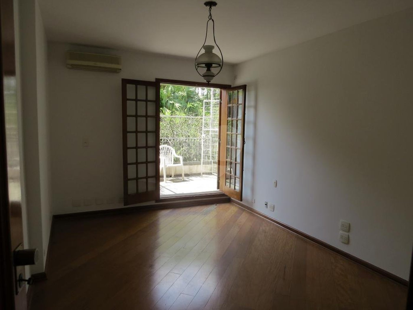 Casa de Vila à venda com 4 suítes em Morumbi, São Paulo, SP
