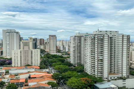 Apartamento Seminovo porteira fechada na Vila Mariana