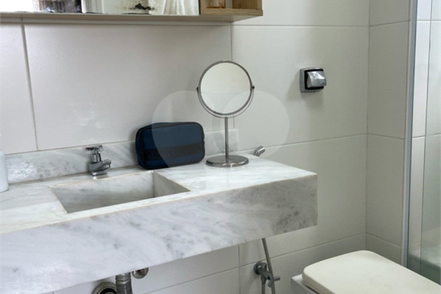 Apartamento à venda com 3 quartos, sendo 1 suíte,  em Santana, São Paulo, SP