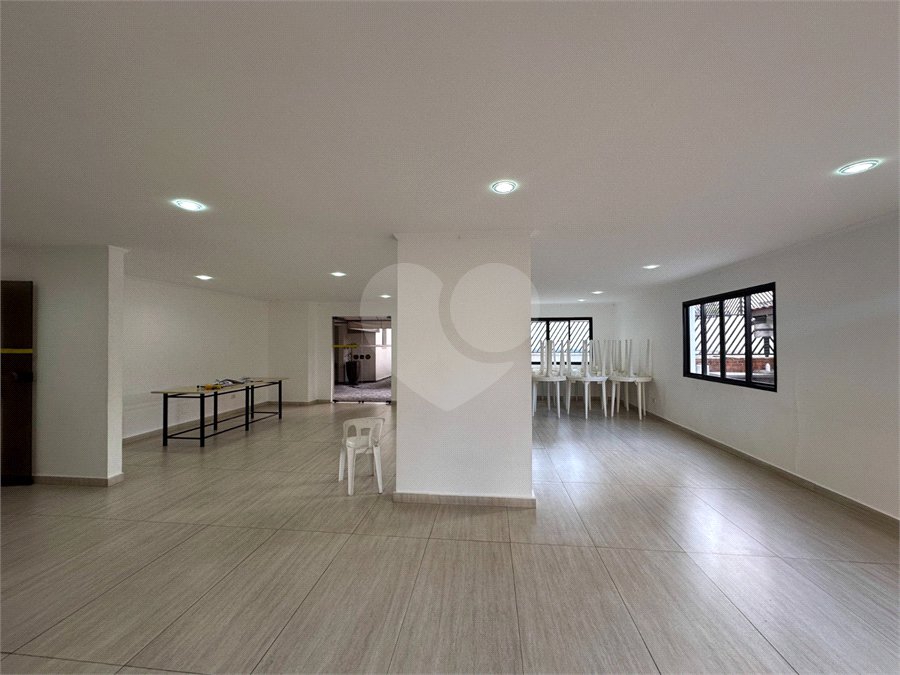 Apartamento de 48m2 à venda com 2 dormitórios e 1 vaga na Bosque da Saúde