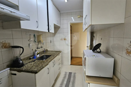 Apartamento à venda | 72 m² | 3 quartos (1 suíte) | 1 vaga | Próximo ao Metrô Saúde