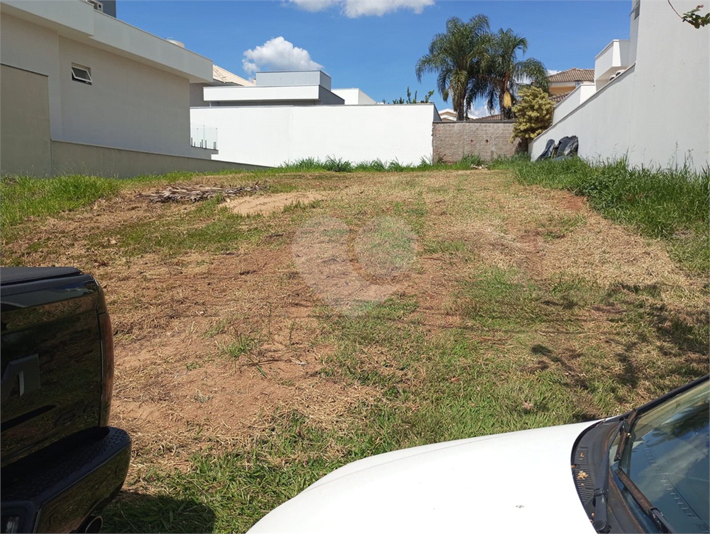 Terreno para venda no condomínio de alto padrão DAMHA II