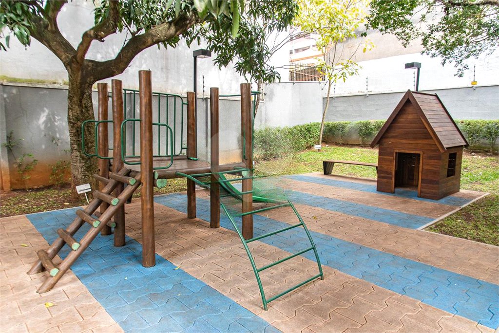 Apartamento de 33m² com 1 Quarto e 1 Vaga à Venda na Vila Mariana
