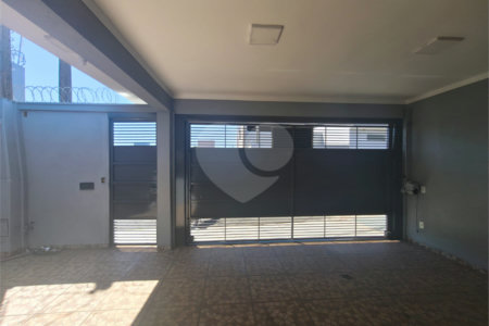CASA A VENDA NO JD. FLAMBOYANT EM SÃO CARLOS