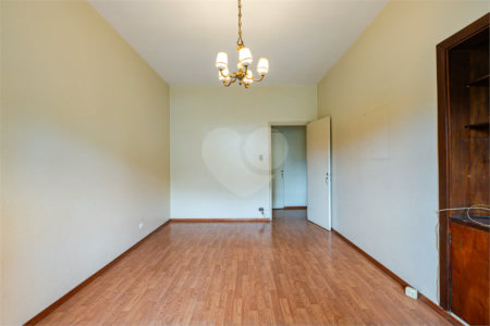 Apartamento amplo - perto do metrô Higienópolis-Mackenzie