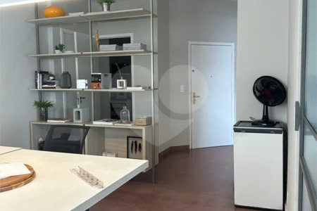 Sala comercial para venda ou locação na Avenida Paulista. 68m2