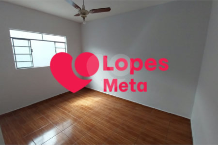 CASA A VENDA NO JARDIM DAS INDUSTRIAS COM 3 DORMITORIOS, 1 BANHEIRO, 3 VAGAS, SÃO JOSÉ DOS CAMPOS/SP