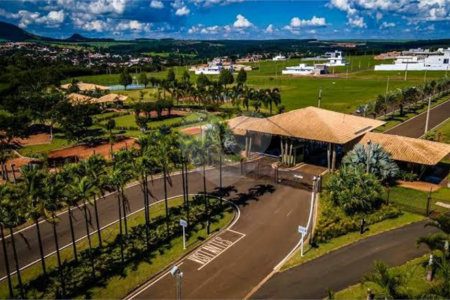Lote na Estância Cavalinno em Analândia/SP