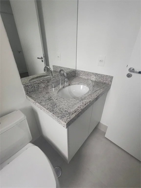 Belíssimo apartamento com 163m², 3 suítes e 2 vagas para locação na Chácara Klabin!