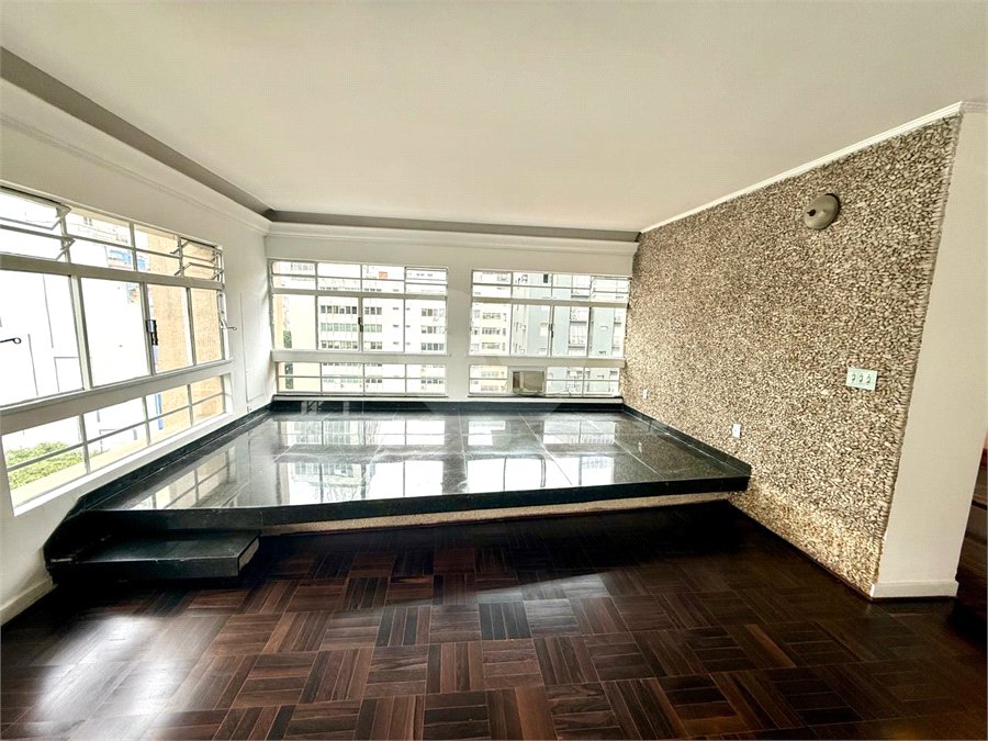 Amplo Apartamento no Paraíso!