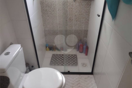 Apartamento no Condomínio Residencial Parque dos Manacás