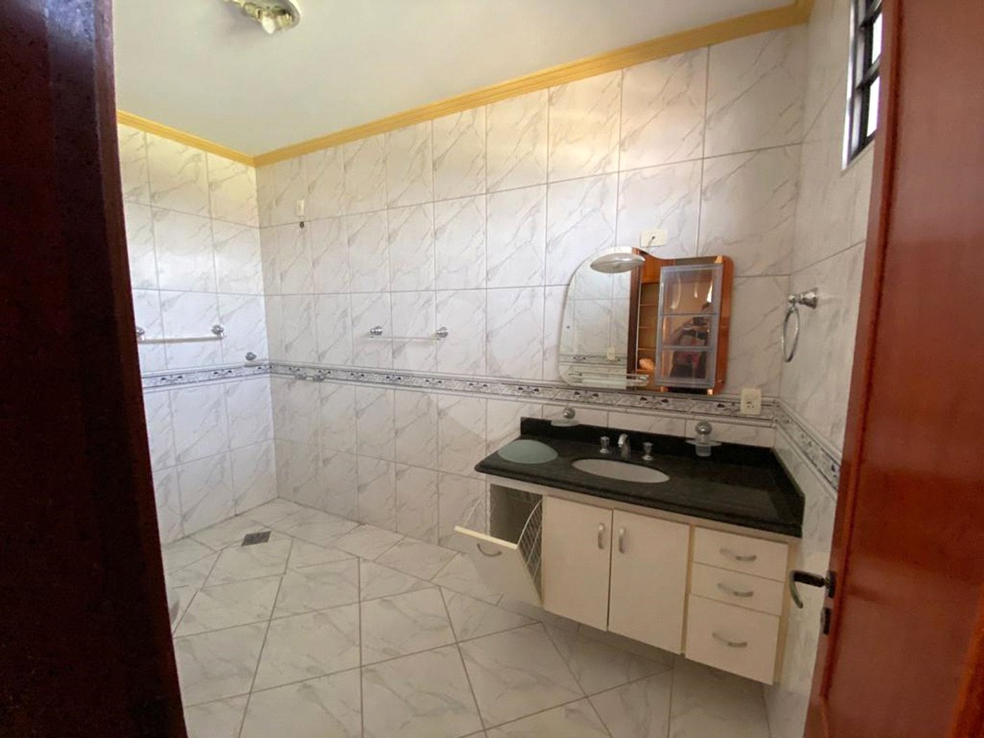 Casa no Jardim Hikare