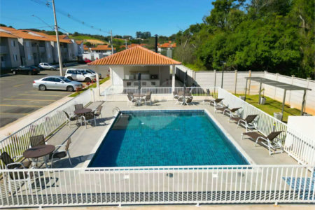 Indaiatuba - Sp - Vila Vic Florença - R$ 290.000,00 - Apartamento de 48m²,, no andar de cima, dois quartos, um banheiro, cozinha e sala, uma vaga de garagem. Condomínio fechado. Apartamento está do jeito que foi entregue . Area de lazer no condominio - Área do condomínio: Churrasqueira