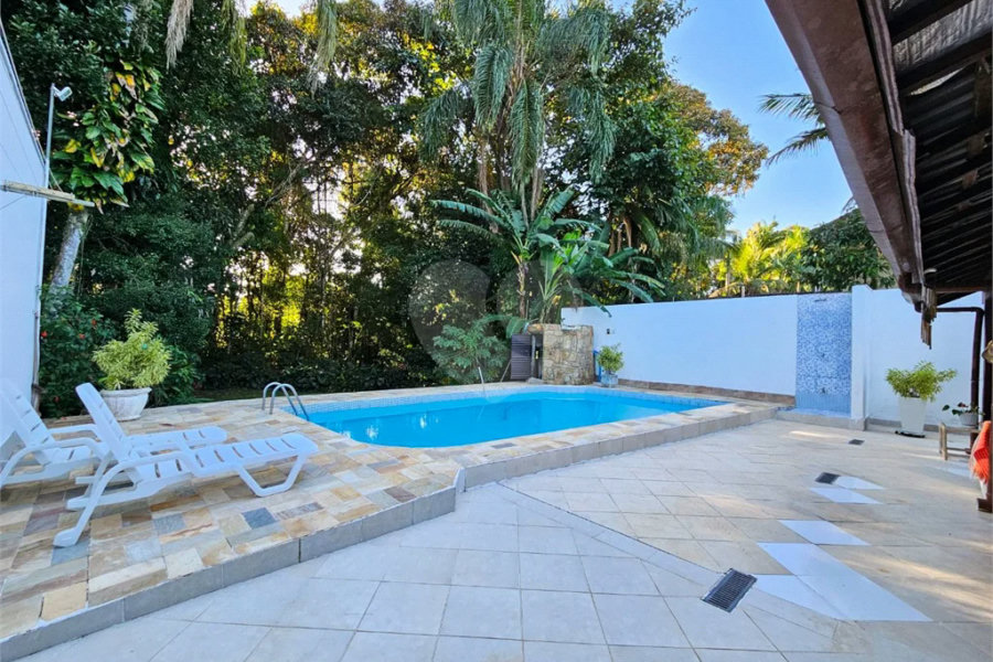 Casa à venda com 4 quartos, sendo 2 suítes, em Riviera de São Lourenço, Bertioga, SP