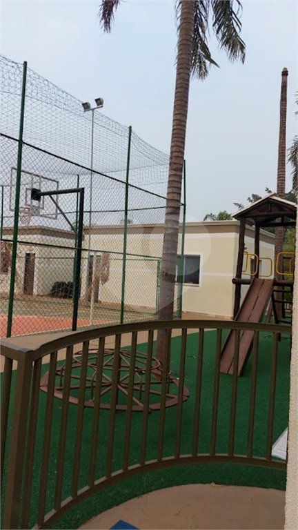 Apartamento no Edifício Parque Alamo em Araraquara/SP, com 2 dormitórios