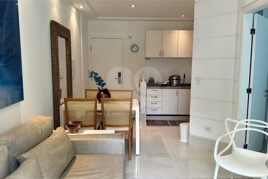 Apartamento à venda com 1 suíte em Riviera de São Lourenço, Bertioga, SP