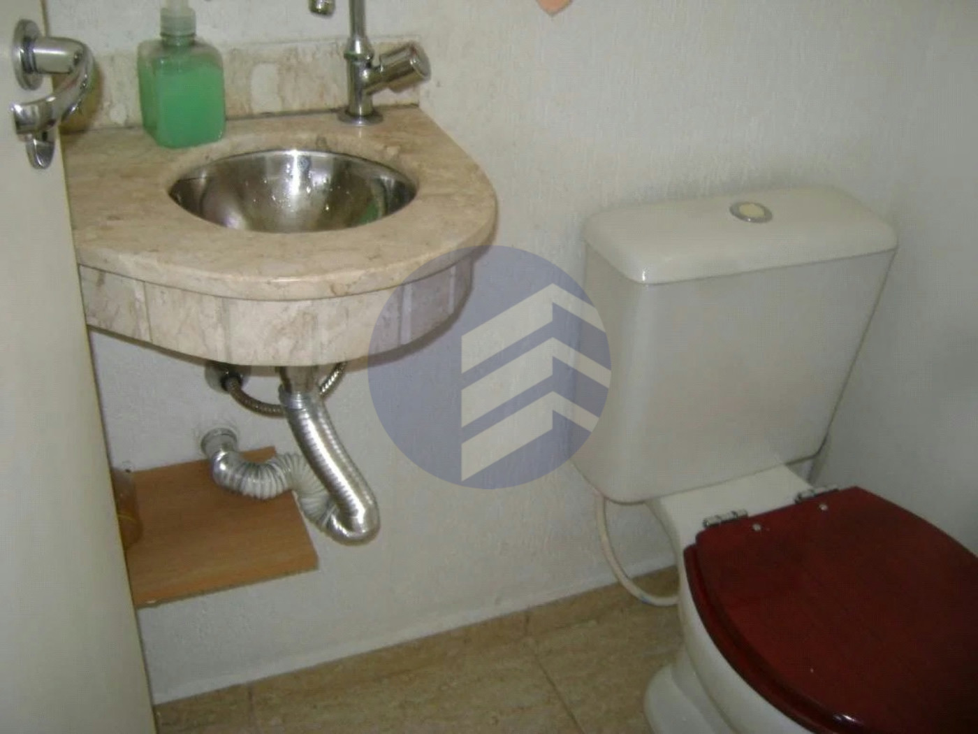 Casa à venda com 3 quartos, sendo 1 suíte, no condomínio Res Green Ville, São Paulo - SP