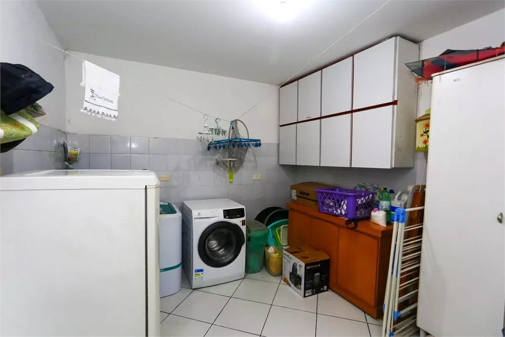 Sobrado à venda com 4 quartos, sendo 1 suíte,  em Vila Sônia, São Paulo, SP