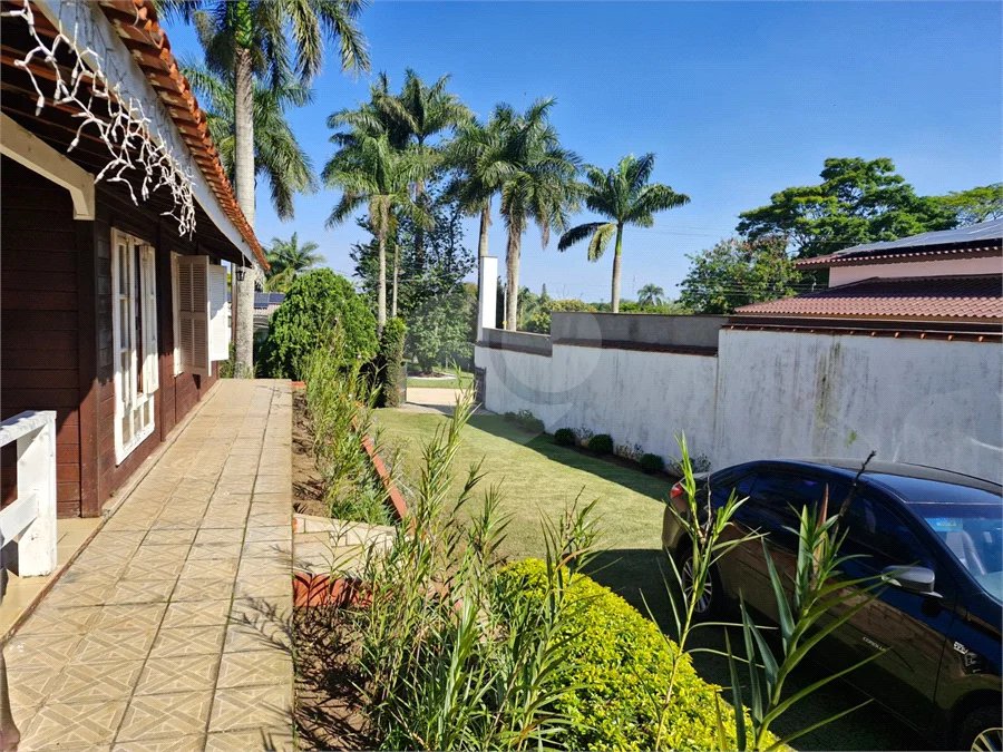 EXCELENTE RESIDÊNCIA À VENDA NO CONDOMÍNIO COLINAS VERDES – ARUJÁ/SP