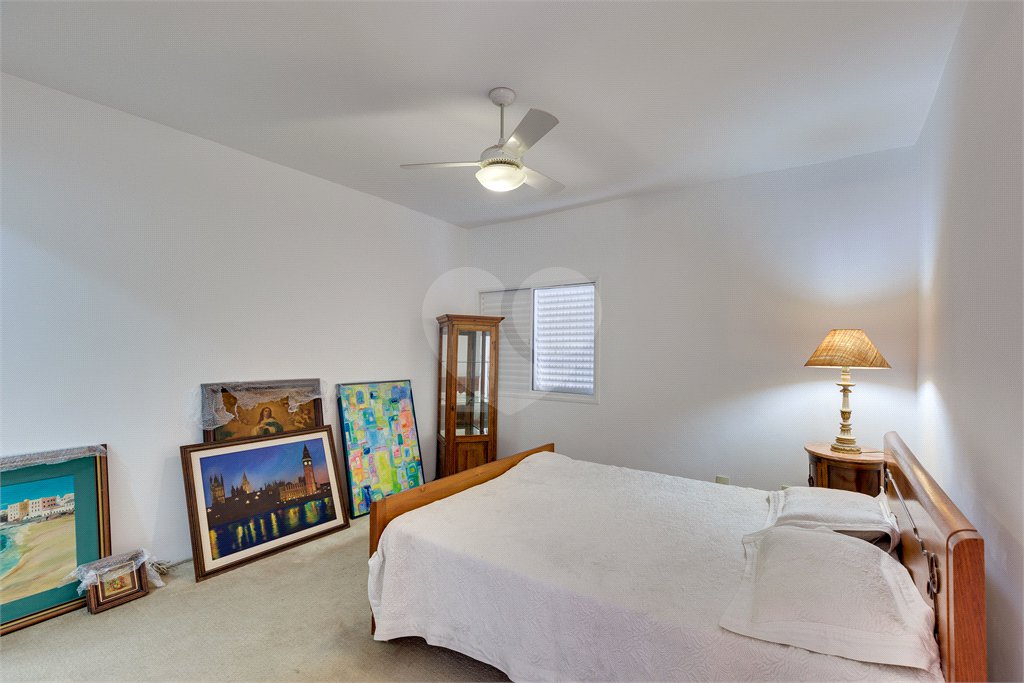 Apartamento à venda com 3 suítes em Real Parque, São Paulo, SP